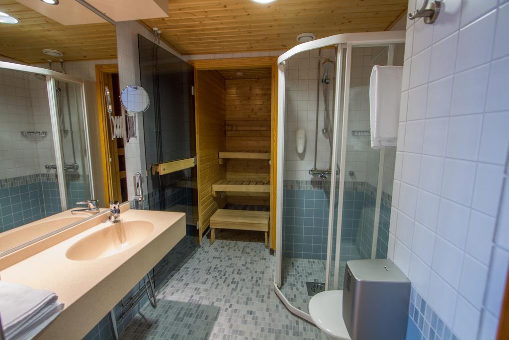 Economy Hotel Savonia Куопіо Екстер'єр фото